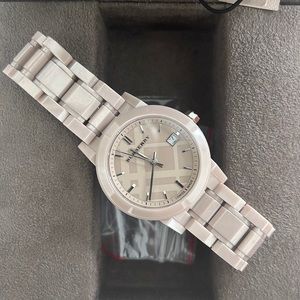 Perfect condition burberry Bu9134 watch